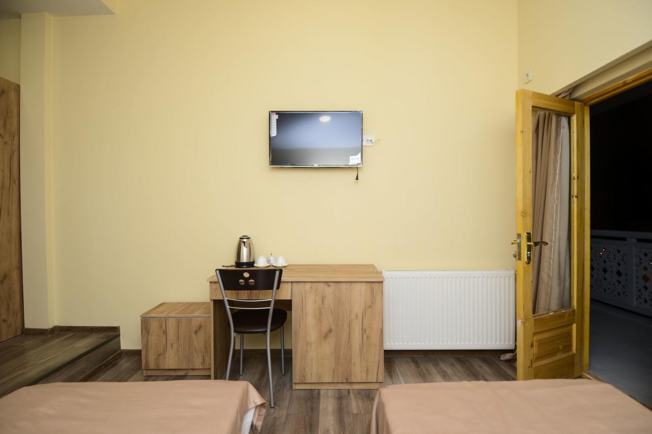 Hotel Old Street Tbilisi Bagian luar foto